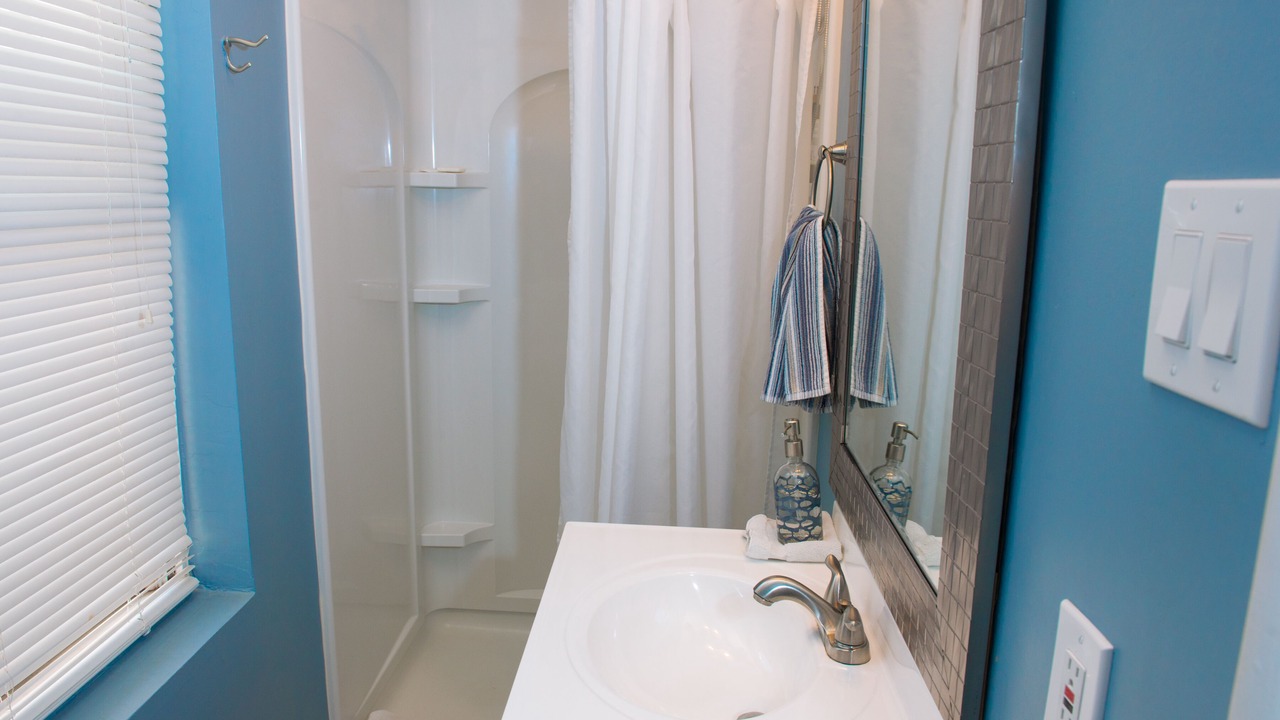 Photo of Bathroom in Southwest Center City