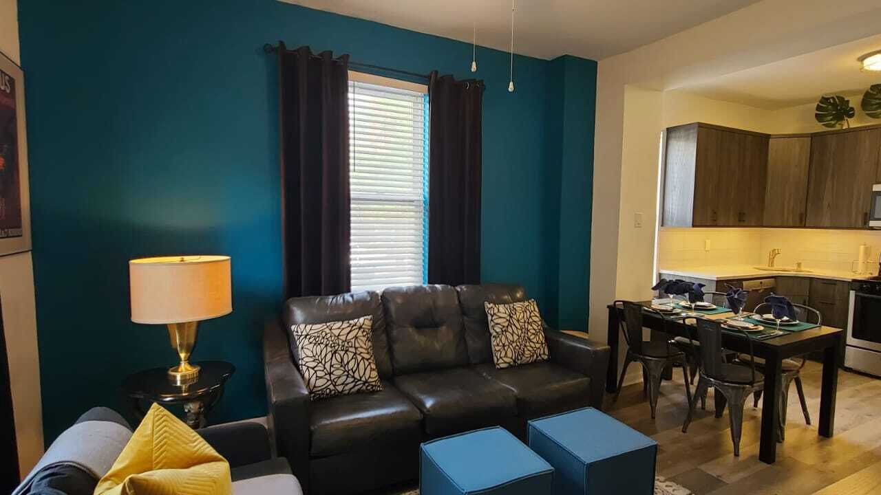 Photo of Livingroom in Southwest Center City