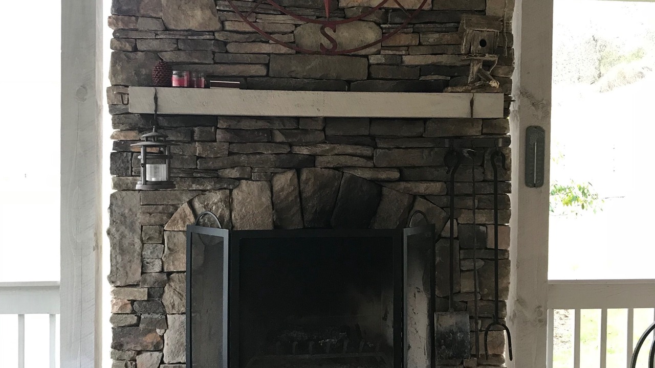 Photo of Livingroom in Creston