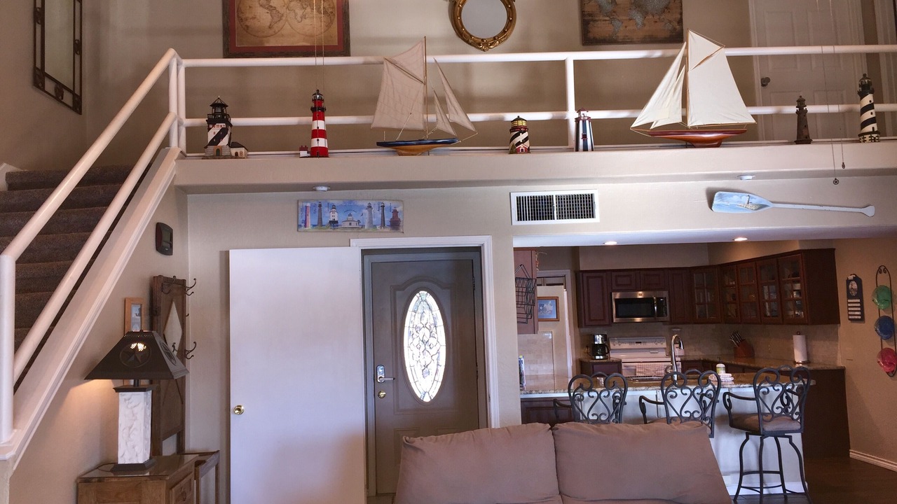 Photo of Bedroom in Point Venture