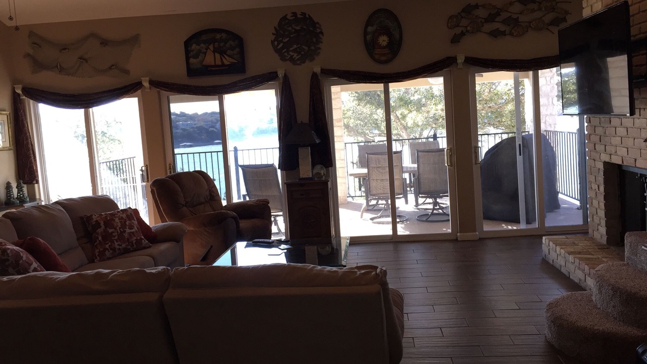 Photo of Bedroom in Point Venture