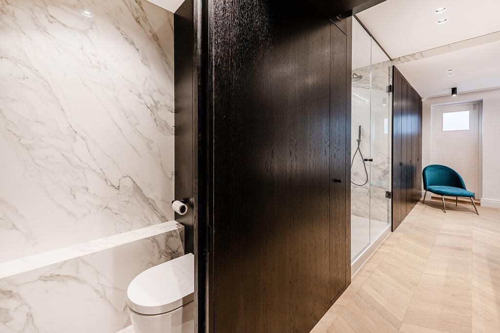 Photo of Others in Mayfair