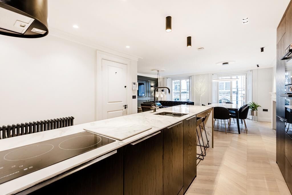 Photo of Others in Mayfair