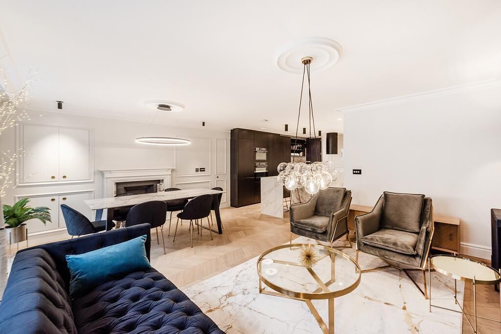 Photo of Others in Mayfair