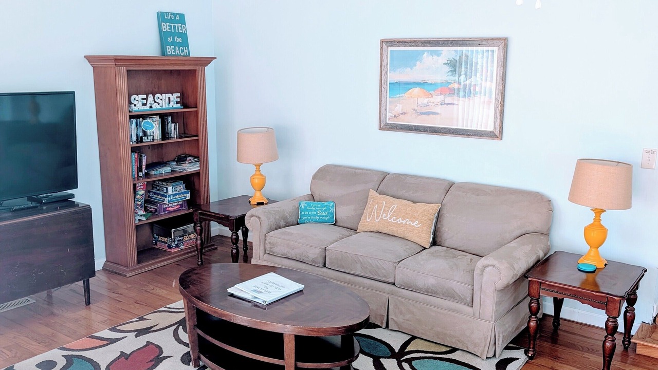 Photo of Livingroom in Willoughby Spit