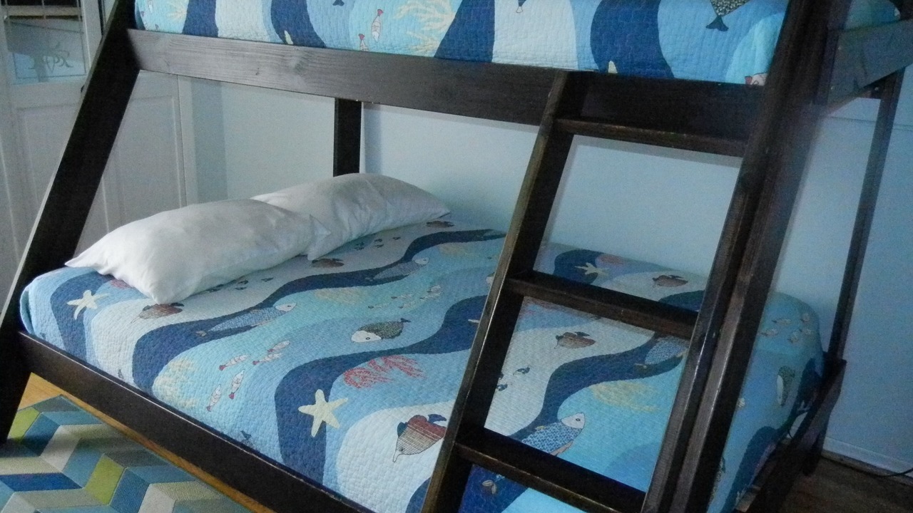 Photo of Bedroom in Willoughby Spit