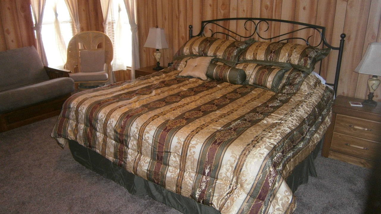 Photo of Bedroom in Pinetop-Lakeside