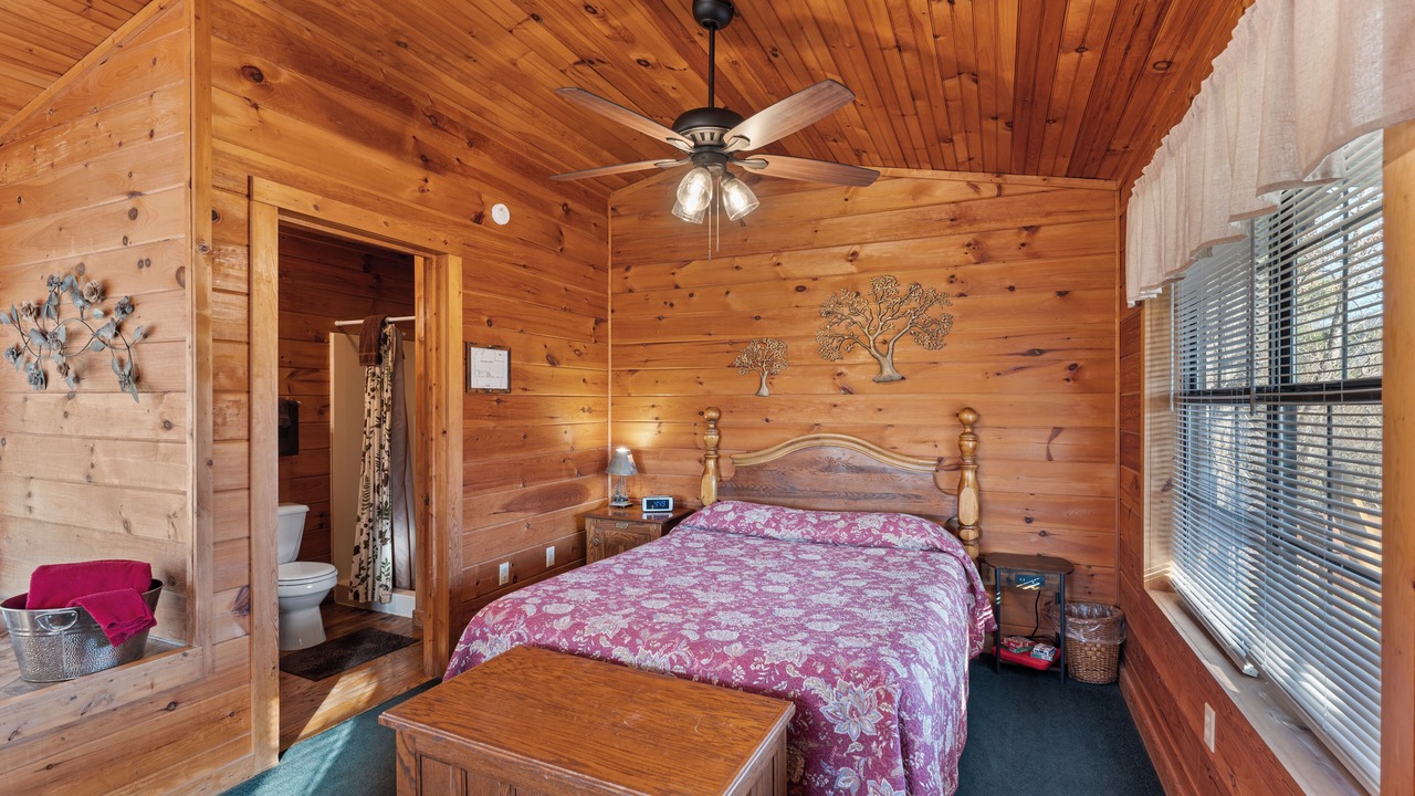 Photo of Bedroom in Sevierville