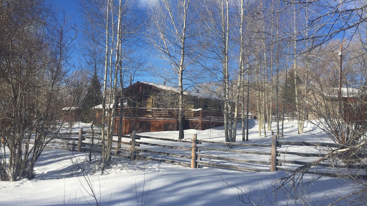 Photo of Outdoor in Encampment