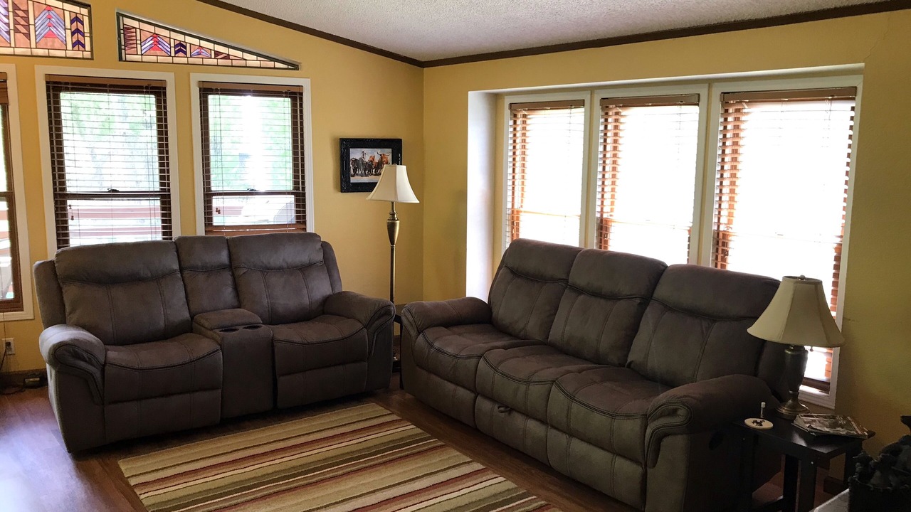 Photo of Livingroom in Encampment