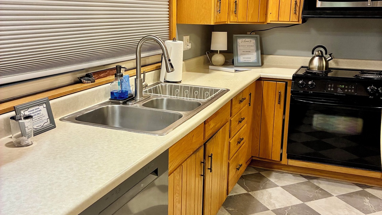 Photo of Kitchen in Livonia Center