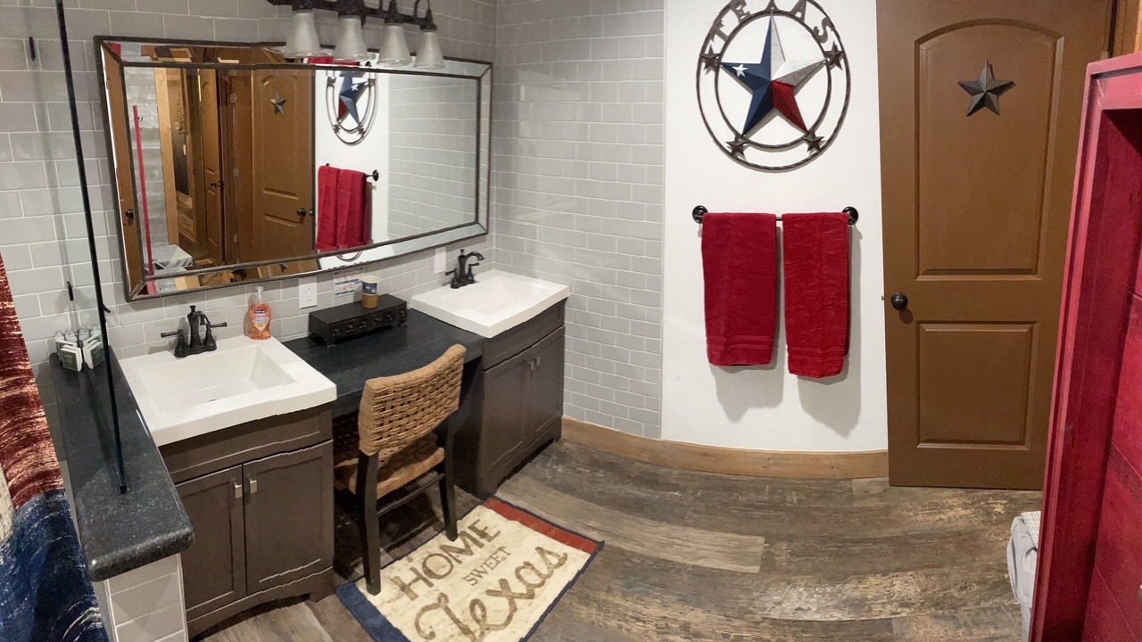 Photo of Bathroom in West Livingston