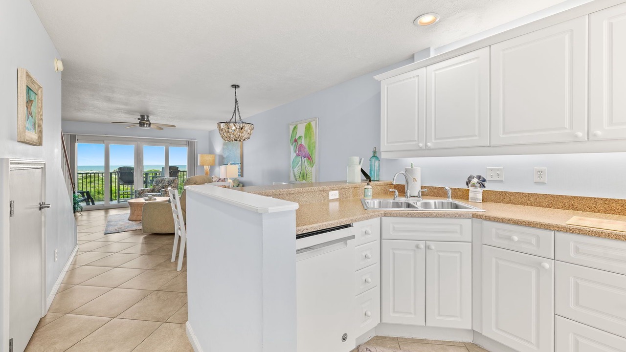 Photo of Kitchen in Butler Beach