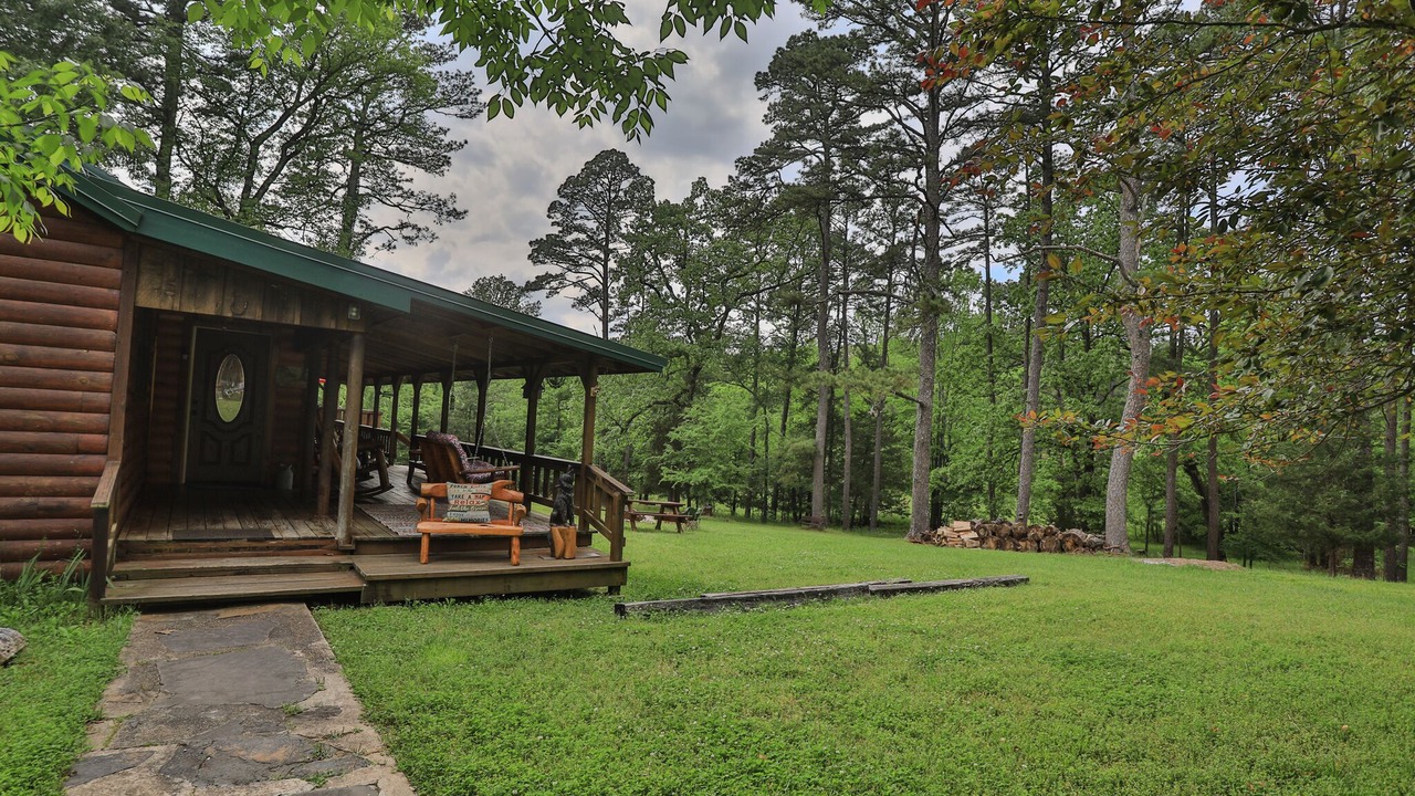 Photo of Others in Broken Bow