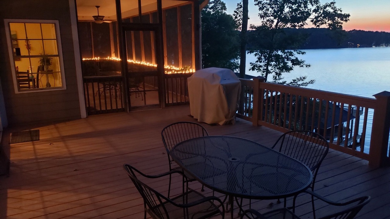 Photo of Outdoor in North Shore Acres