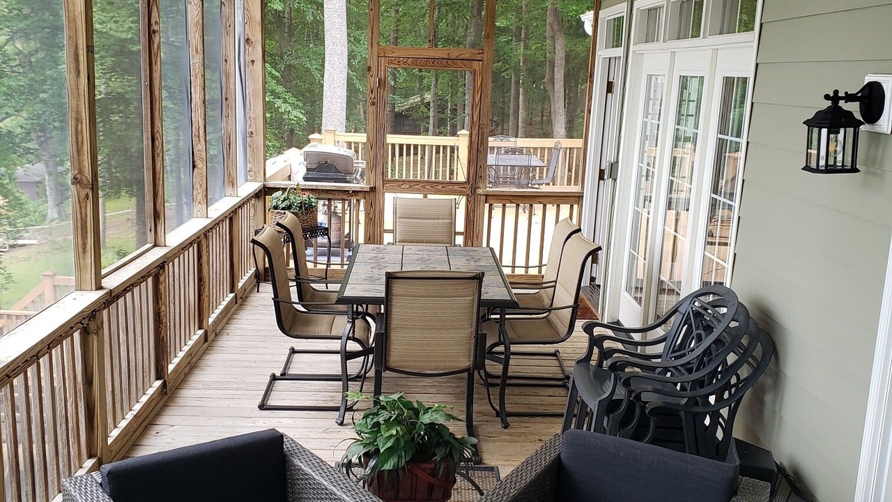 Photo of Outdoor in North Shore Acres