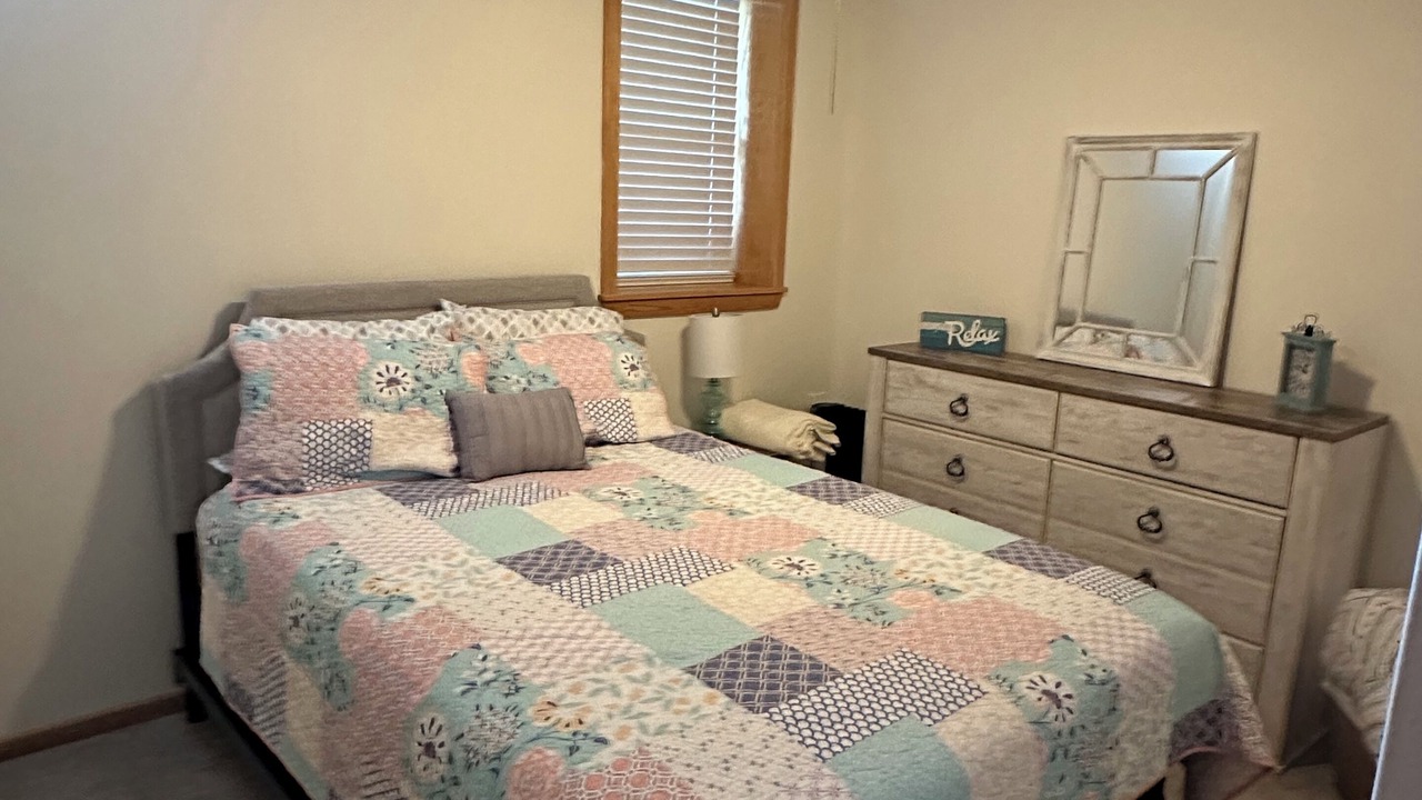 Photo of Bedroom in Cayuga