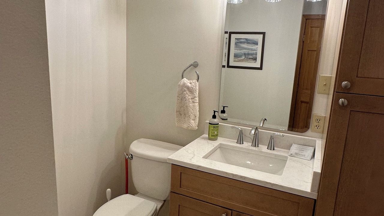Photo of Bathroom in Cayuga