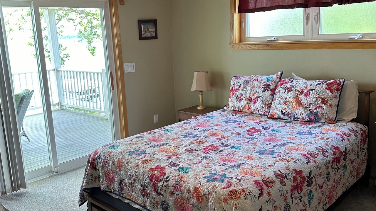 Photo of Bedroom in Cayuga