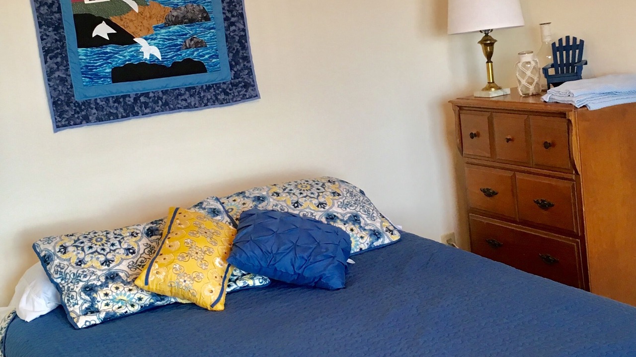 Photo of Bedroom in Cayuga