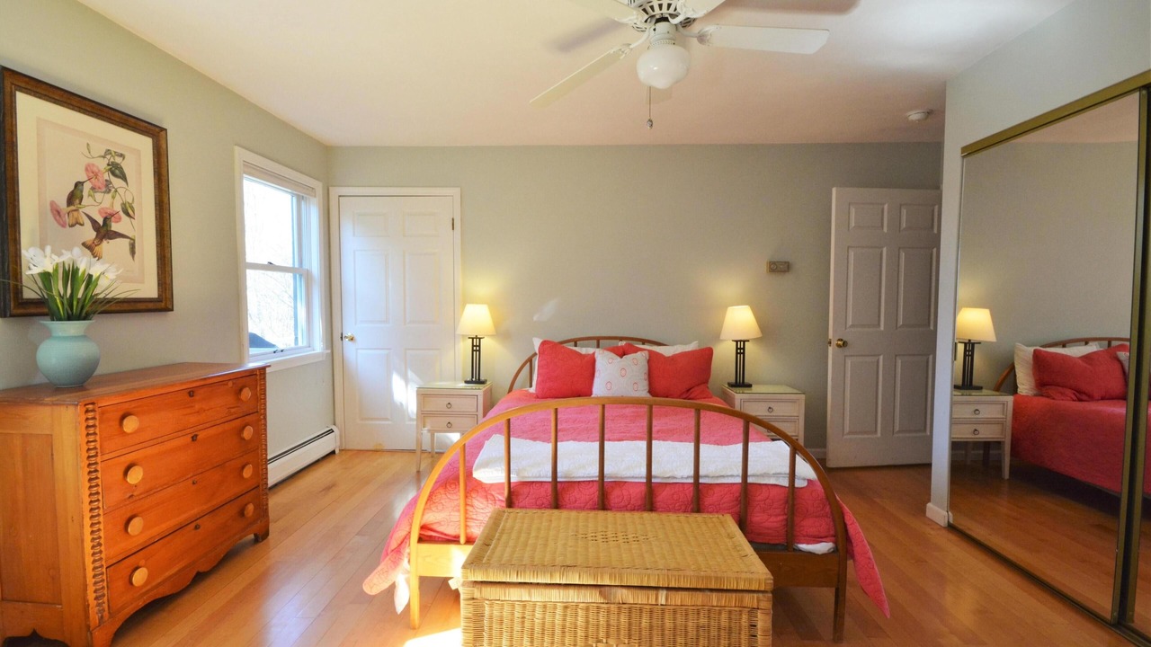 Photo of Others in Ithaca