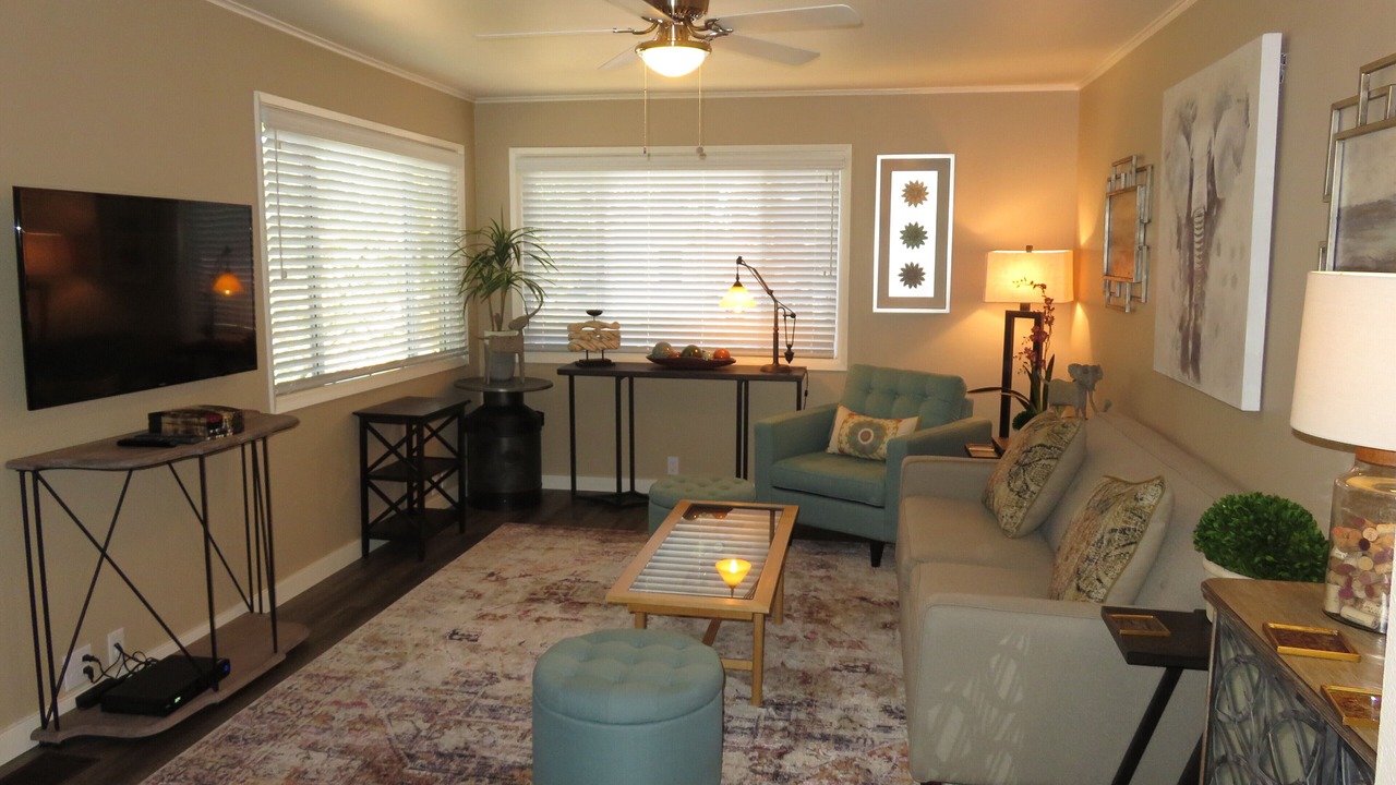 Photo of Livingroom in Boyes Hot Springs