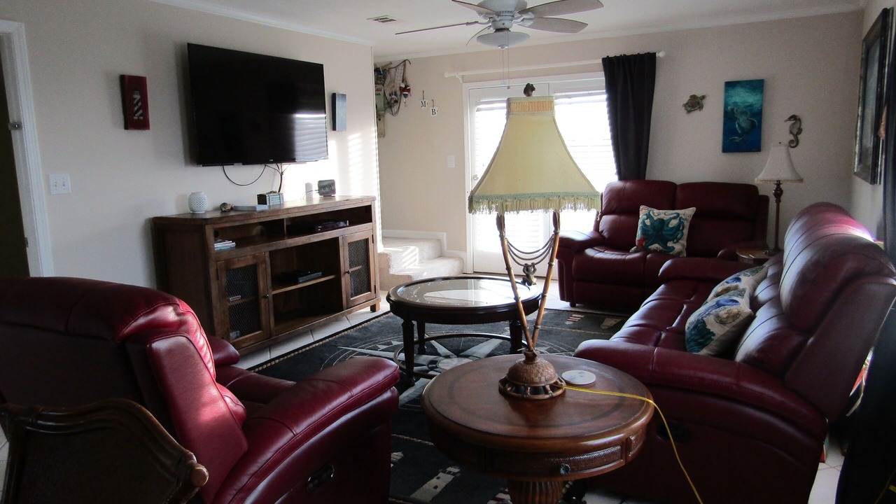 Photo of Livingroom in Mexico Beach