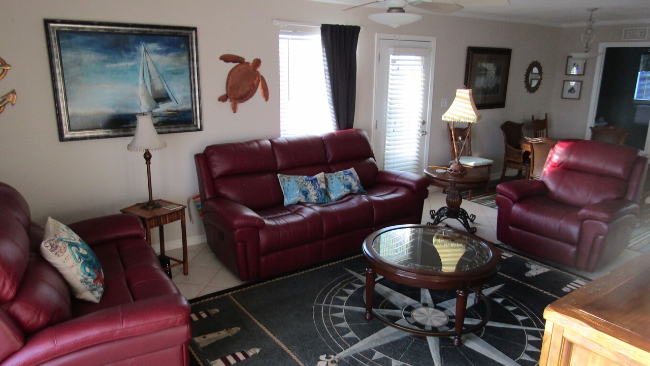 Photo of Livingroom in Mexico Beach