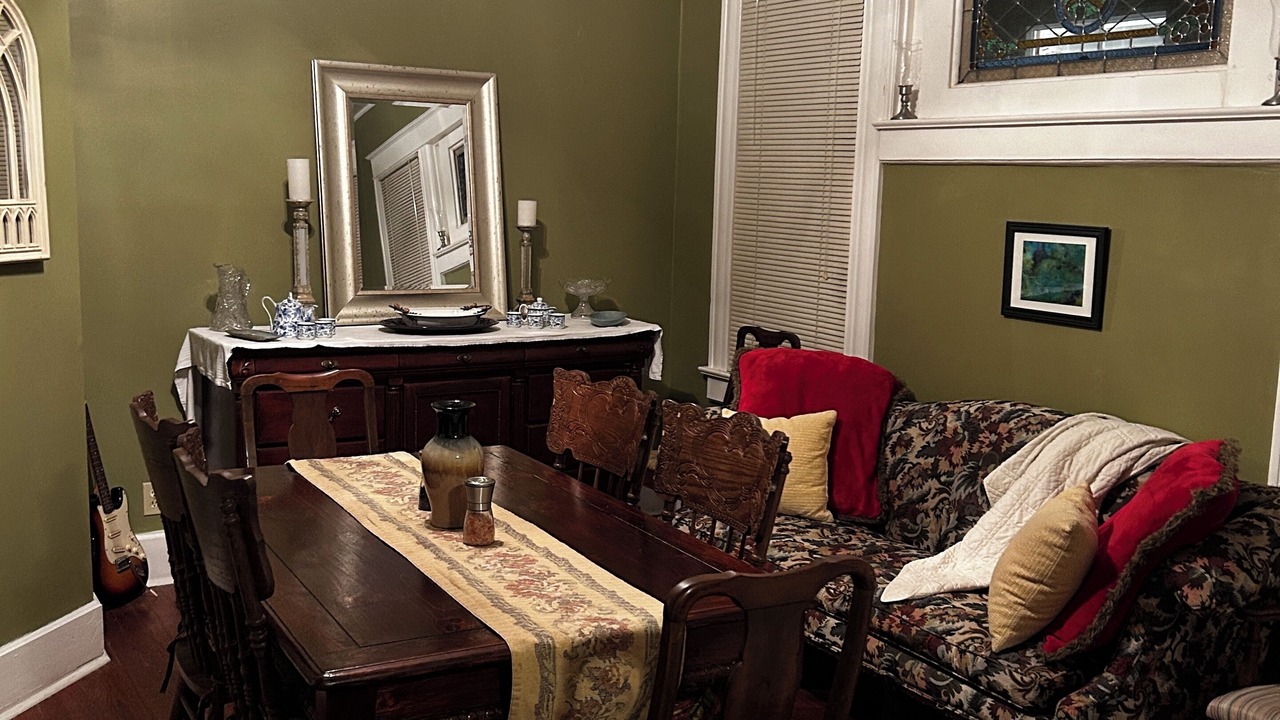 Photo of Bedroom in Wilmington Historic District
