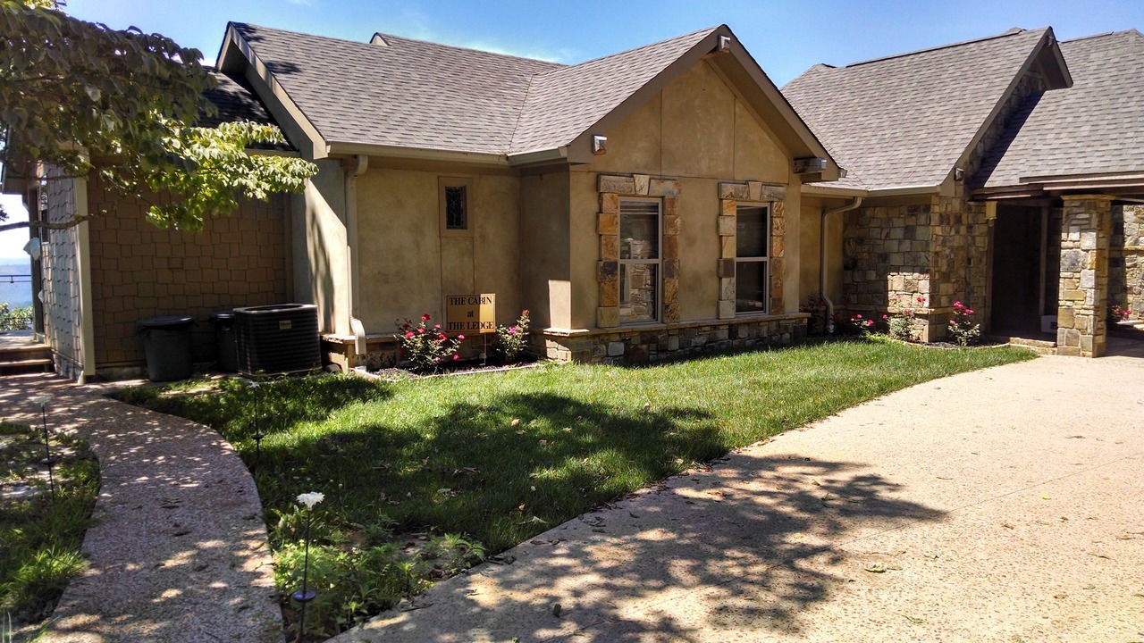 Photo of Others in Lookout Mountain