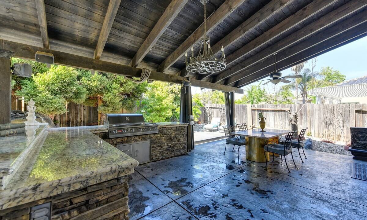 Photo of Outdoor in Westlake