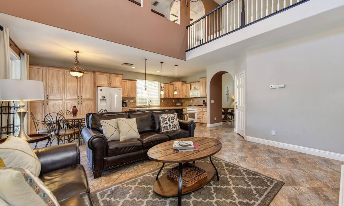 Photo of Livingroom in Westlake