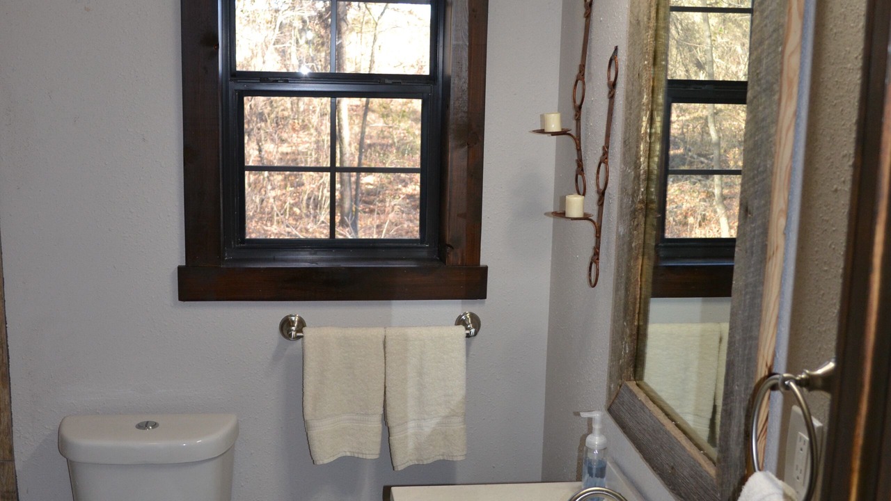 Photo of Bathroom in Tuskahoma