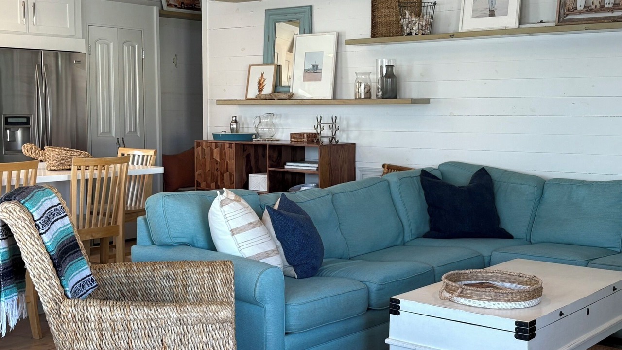 Photo of Livingroom in Sand Point