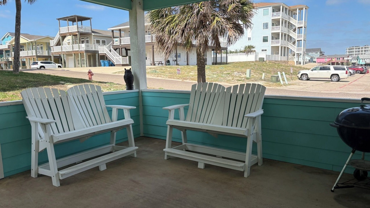 Photo of Patio Balcony in Sand Point