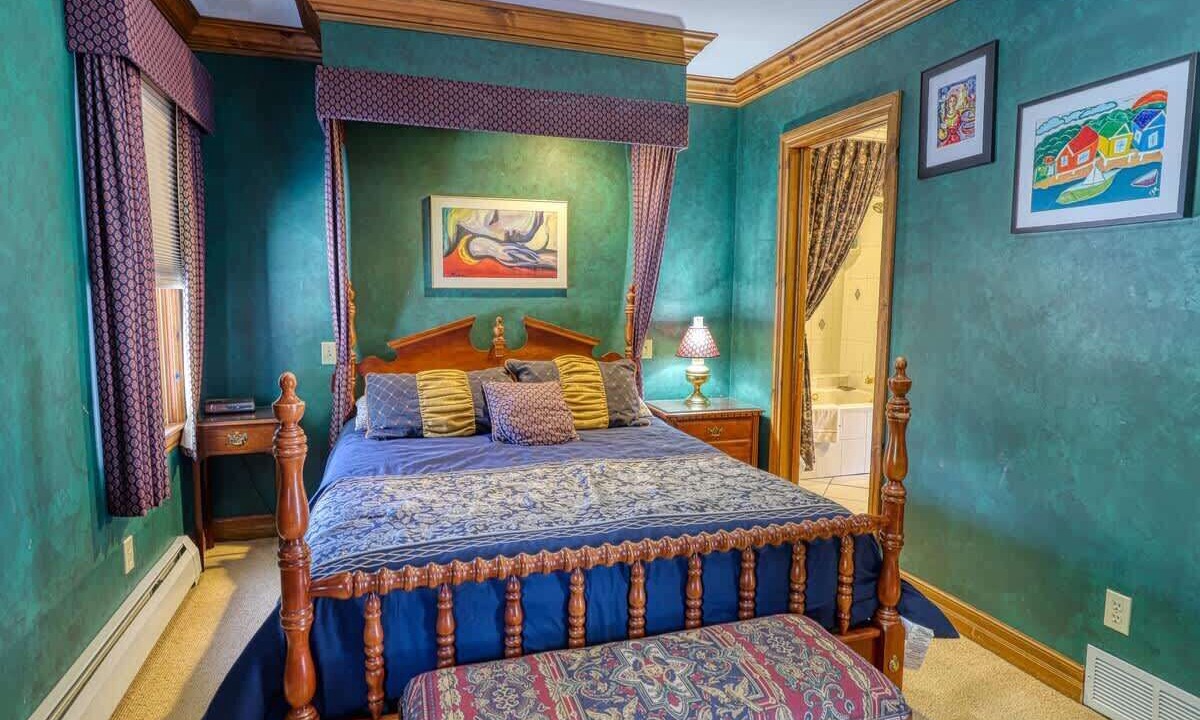 Photo of Bedroom in Ellicottville