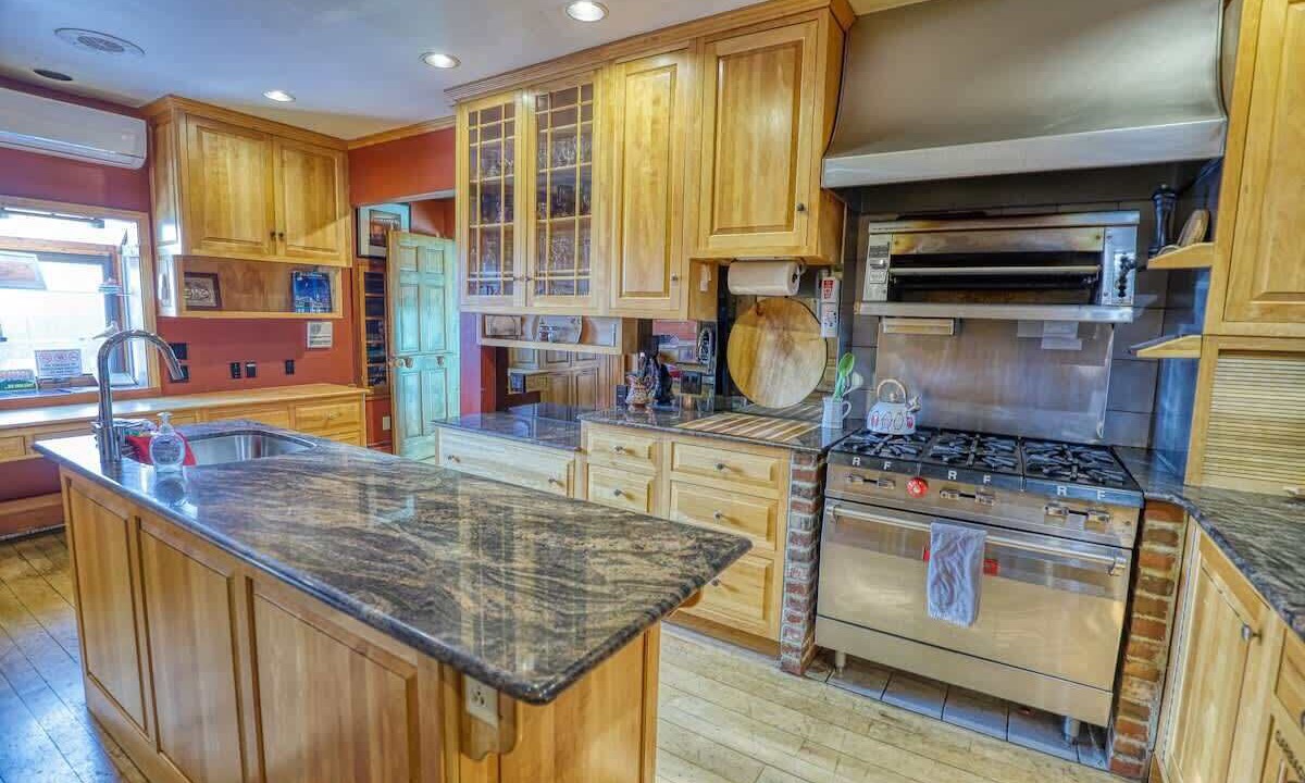 Photo of Kitchen in Ellicottville