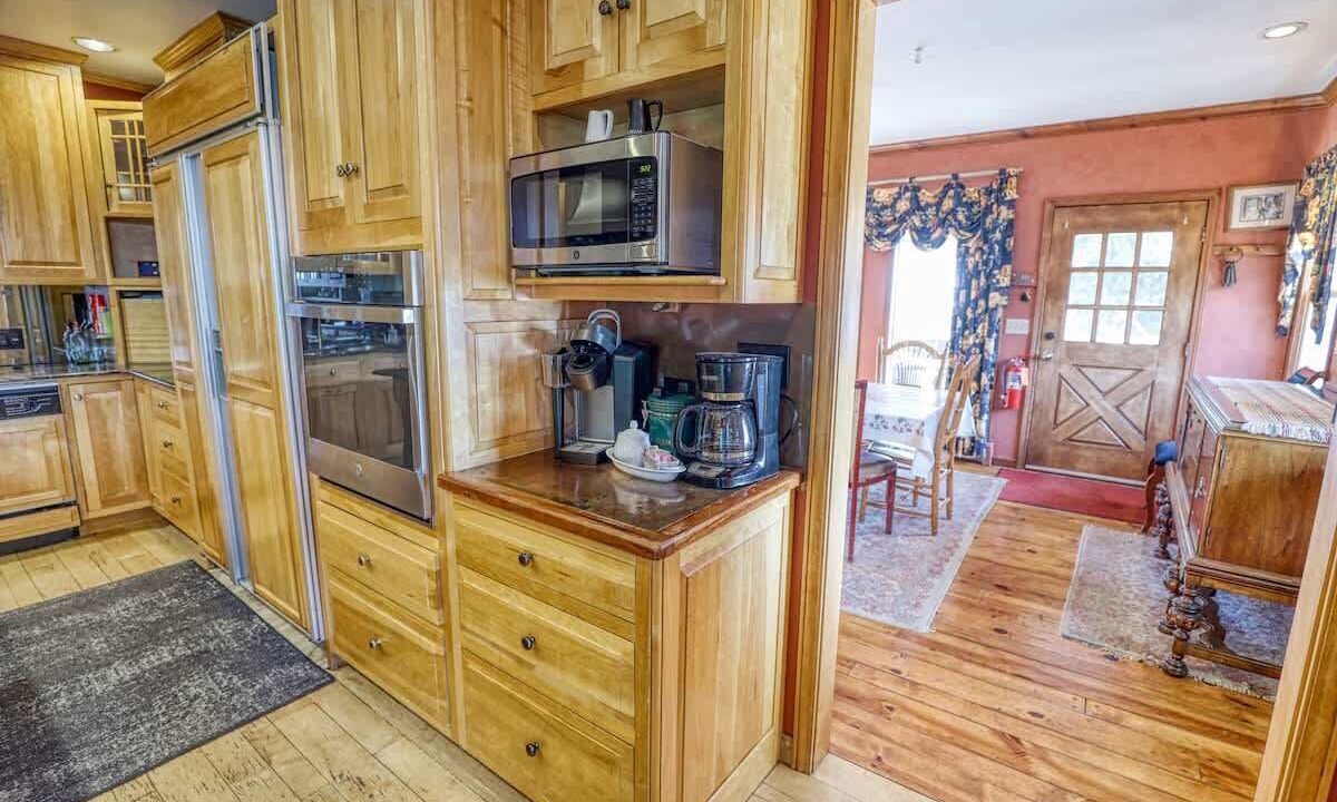Photo of Kitchen in Ellicottville