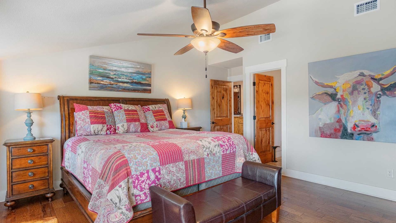 Photo of Bedroom in Pipe Creek