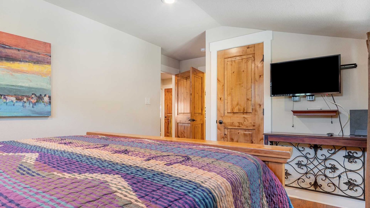Photo of Bedroom in Pipe Creek