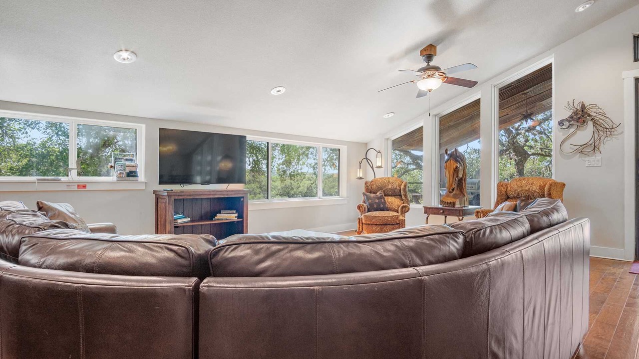 Photo of Livingroom in Pipe Creek