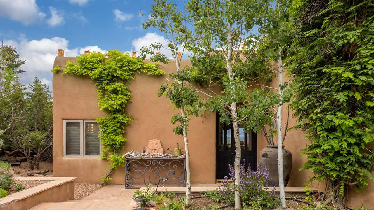 Photo of Others in Northeast Santa Fe