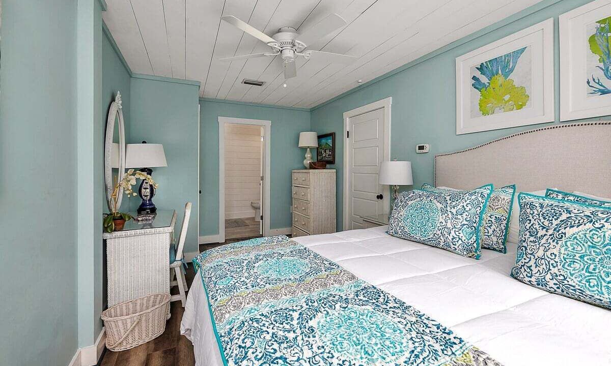 Photo of Bedroom in East Beach