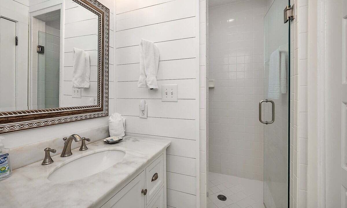 Photo of Bathroom in East Beach