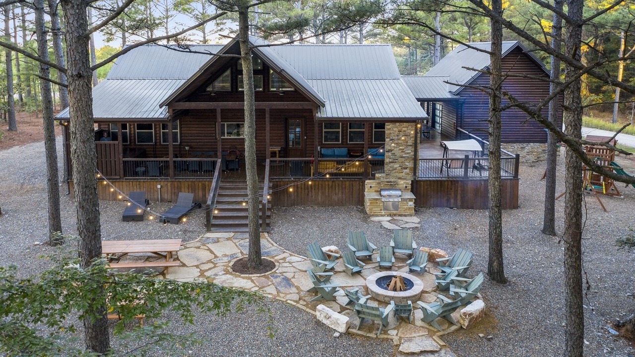 Photo of Patio Balcony in Broken Bow