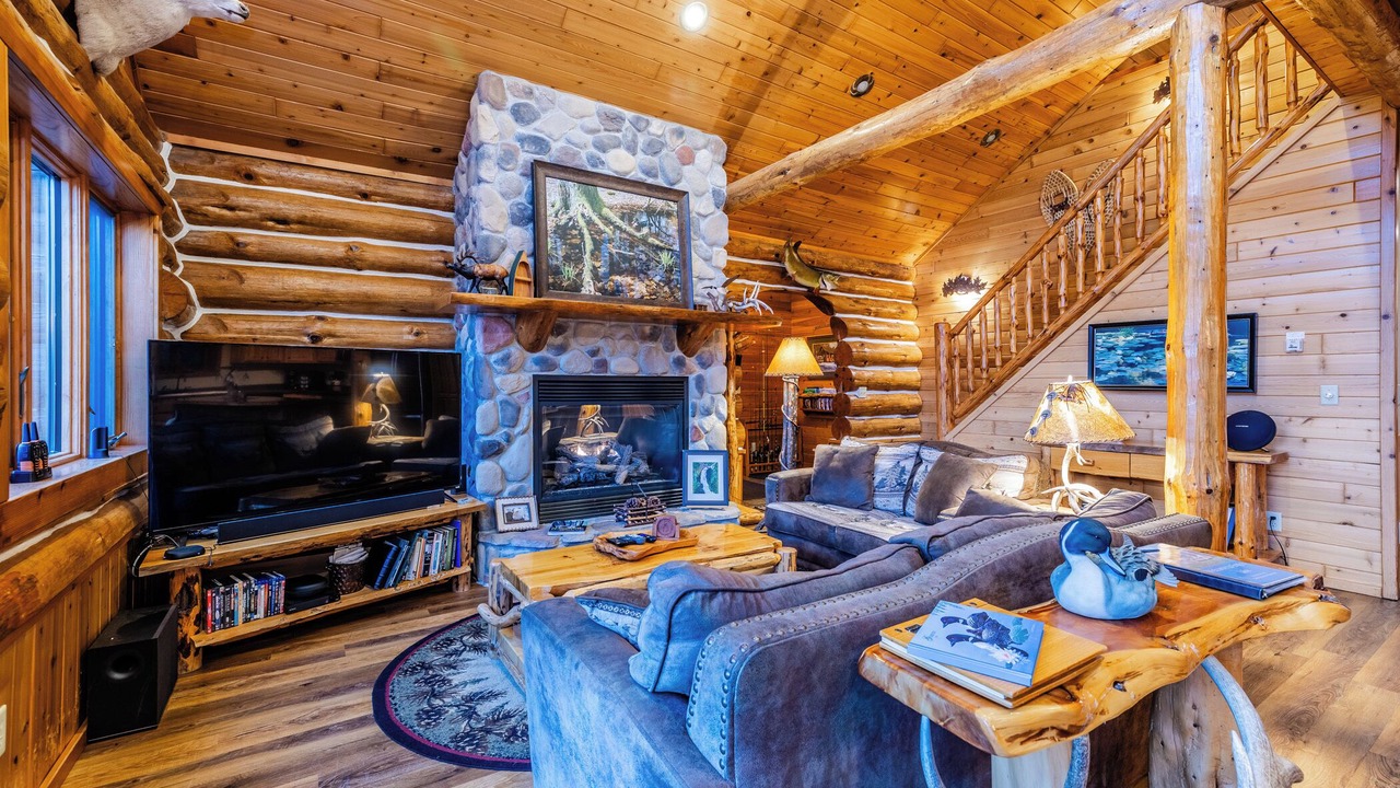 Photo of Livingroom in Mellen