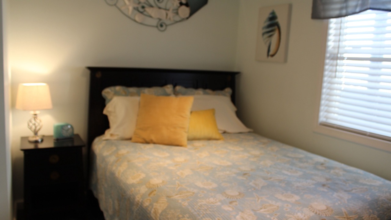 Photo of Bedroom in Crescent Beach