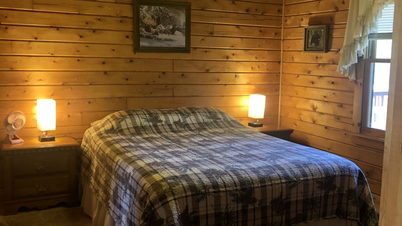 Photo of Bedroom in Maggie Valley
