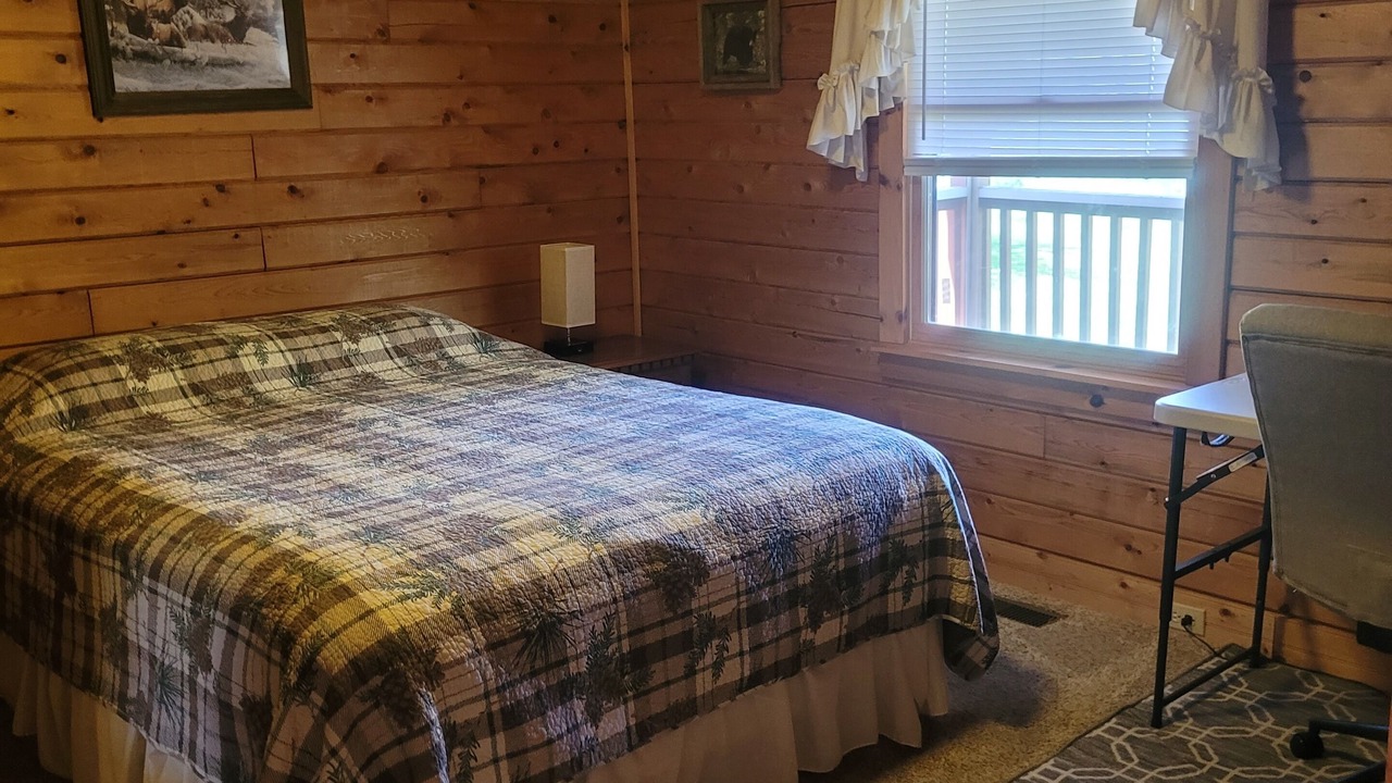 Photo of Bedroom in Maggie Valley