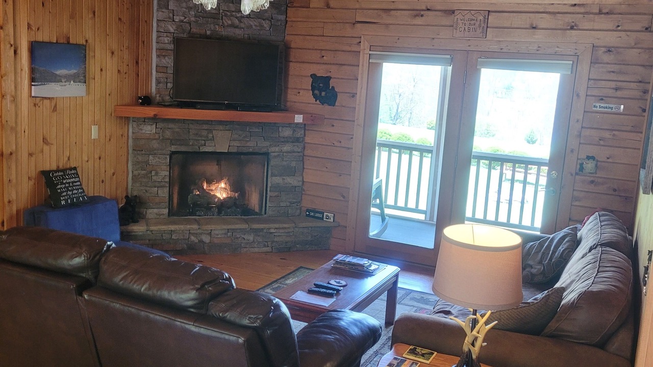 Photo of Livingroom in Maggie Valley